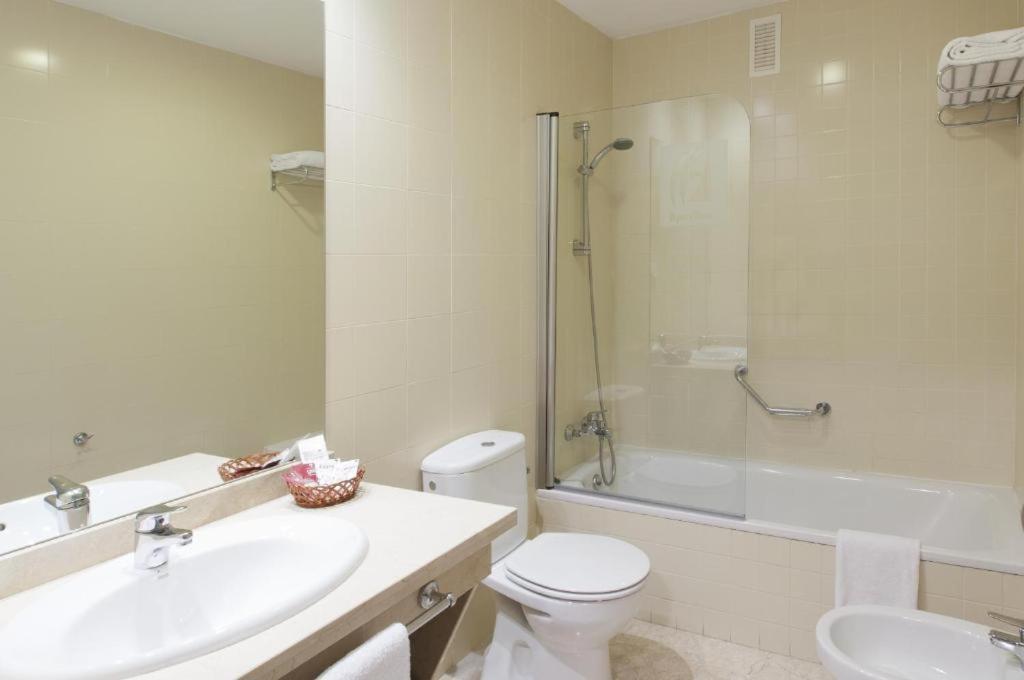 Lovely Apartment Sevilla Azahar Parking Bormujos Extérieur photo
